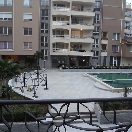 Perla Luxe Apartment Burgas City